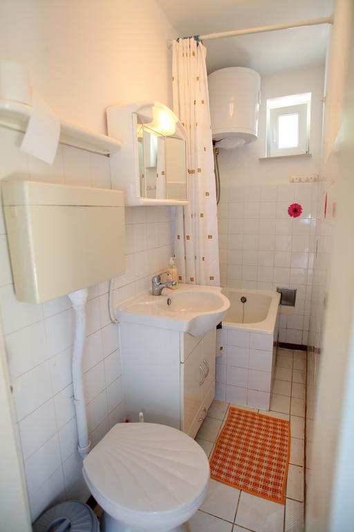 Apartments Jasmin Trogir Eksteriør bilde